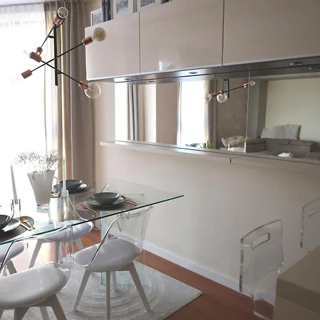 Vienna Gate Apartment, Free Parking Братислава
